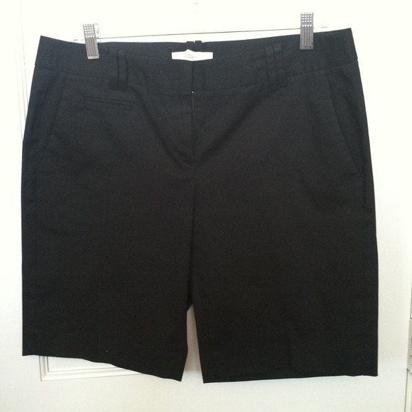 "Loft" black shorts! SOLD!'