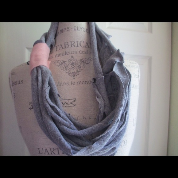 A homemade scarf