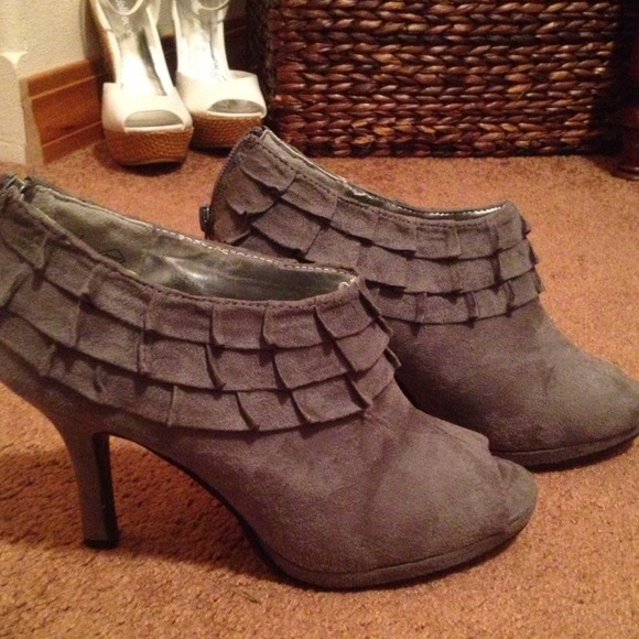 Grey suede peep toe booties