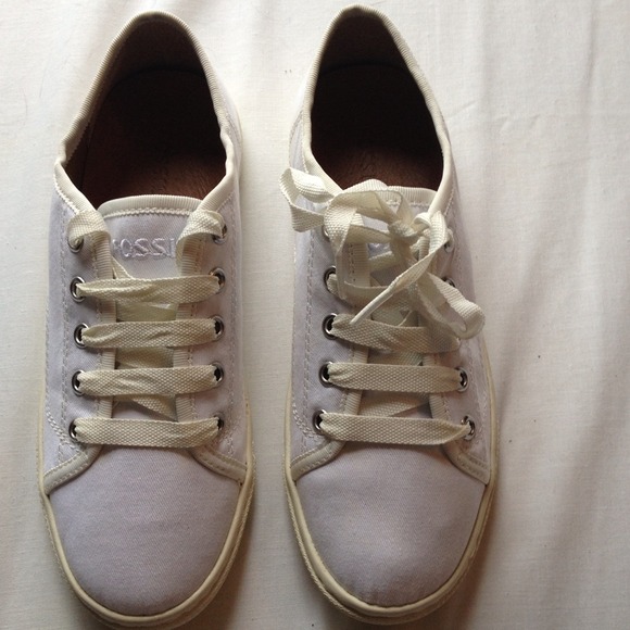 Fossil Shoes - Bundle- while fossil sneakers and sunglasses