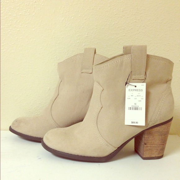 Express Boots - Express Western Booties