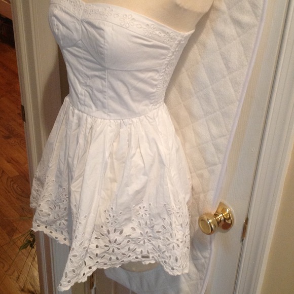 SOLD🚫🚫🚫🚫 - Picture 2 of 3