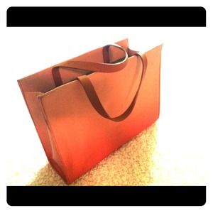 Beautiful Banana Republic Tote
