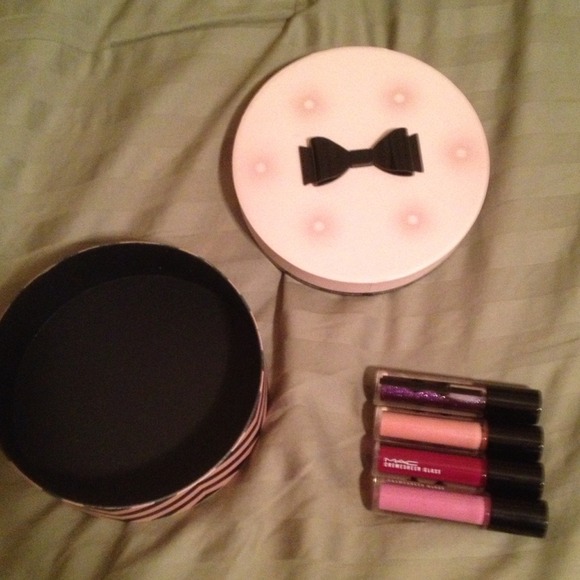 SOLD MAC guilty passions lip gloss set