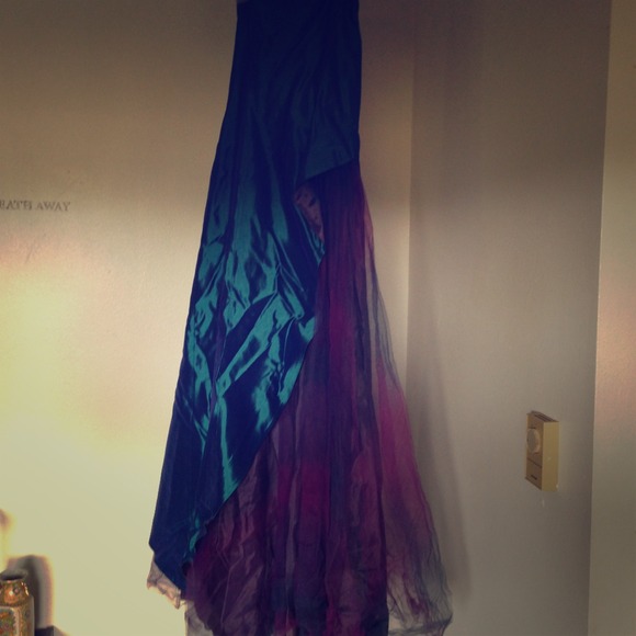 Size 5/6 strapless formal