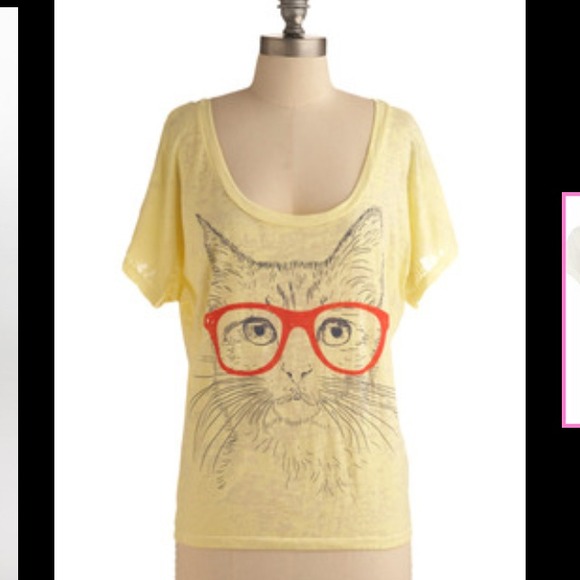 Adorable cat print shirt