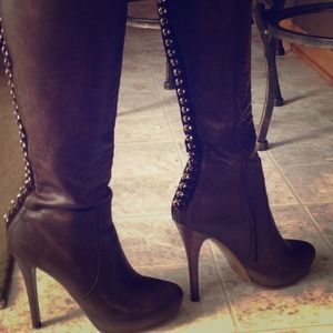 Brown Italina Boots 😊on hold😊