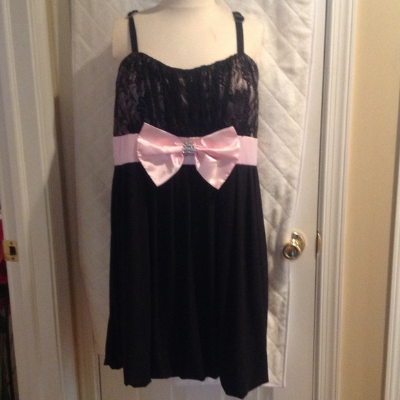Pretty little black dress