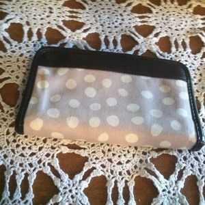 ThirtyOne wallet✨reduced✨