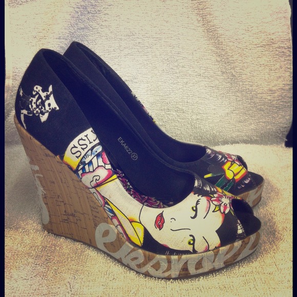 ⛔️SOLD!⛔️ Ed Hardy Inspired Peep Toe Cork Platform