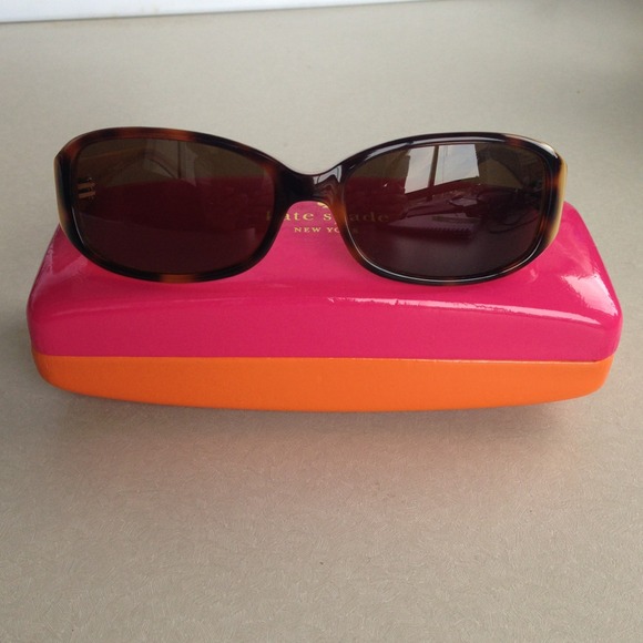 kate spade Accessories - Kate Spade sunglasses