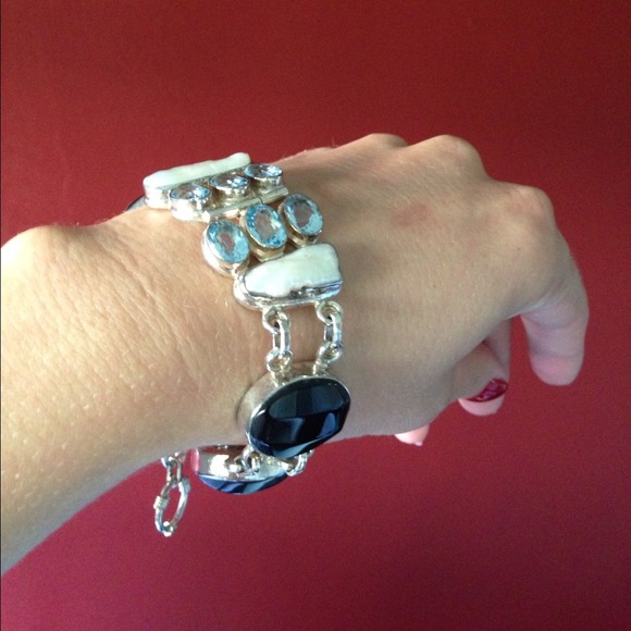 REDUCED! Gorgeous onyx blue topaz mother of pearl!