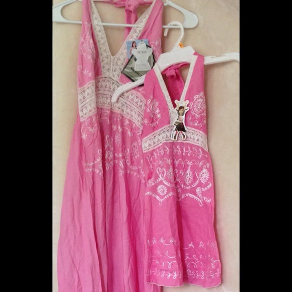 Long dresses 1 m pink 1 s red 1 purple colored