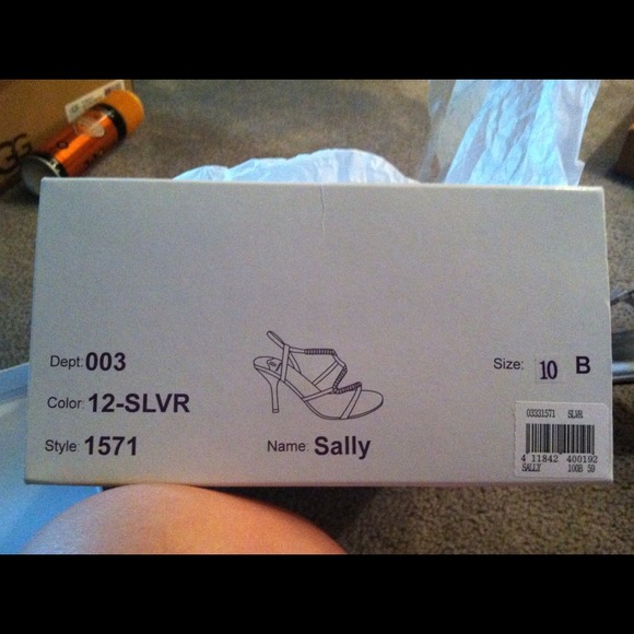 Bakers Silver Formal Heels - Picture 4 of 4