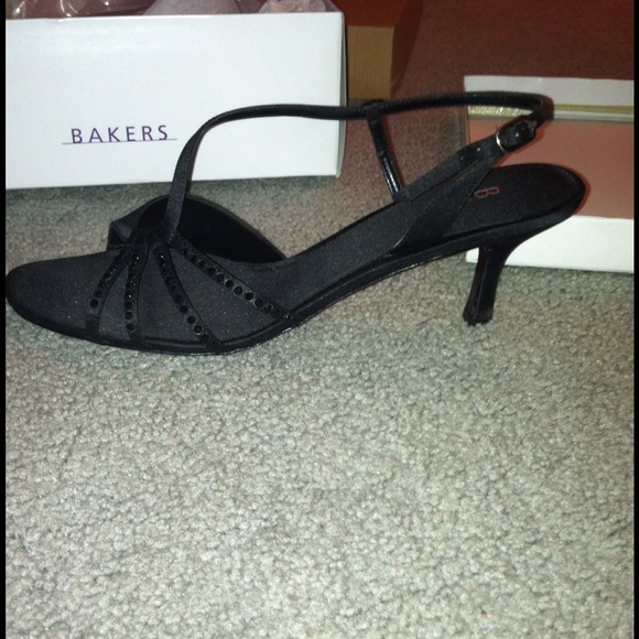 Bakers Black Formal Heels - Picture 3 of 4