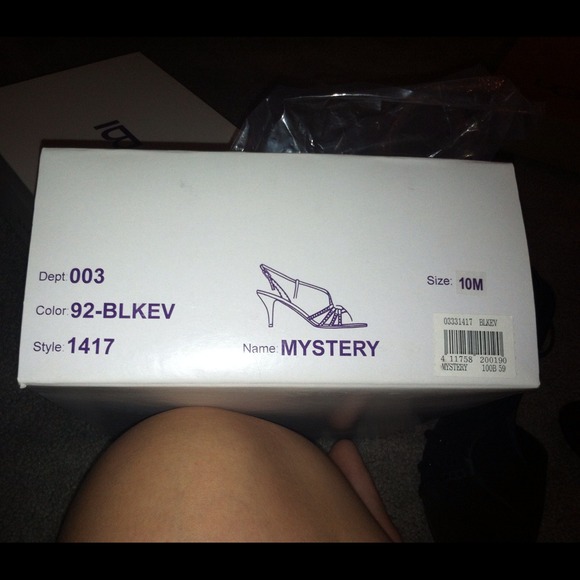 Bakers Black Formal Heels - Picture 4 of 4