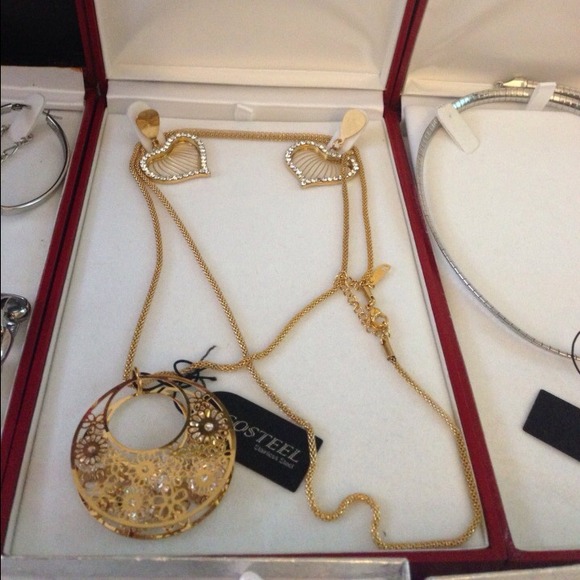 Set  necklace & earring