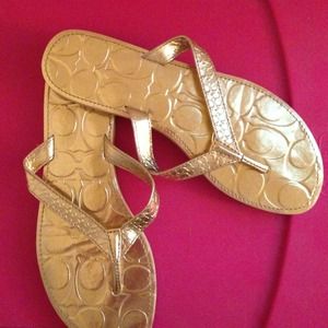 Authentic coach flit flops