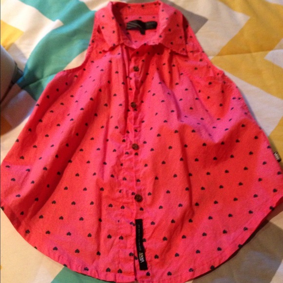 Vans collared top with high low hem line. - Picture 3 of 3