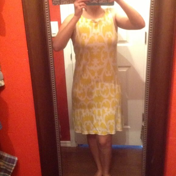 BUNDLED! Yellow and white cotton dress - Picture 3 of 3