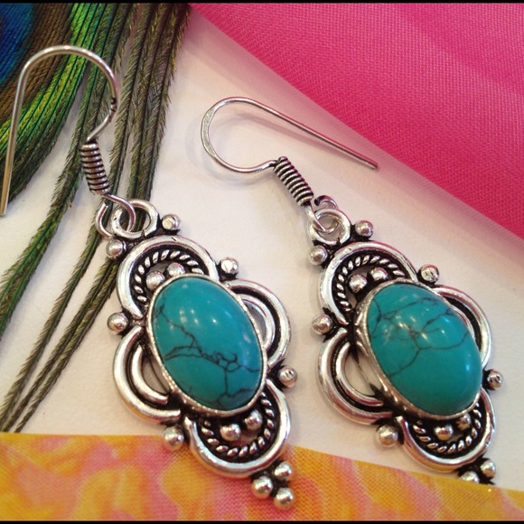 💙💙 Blue Turquoise Dangle Earrings