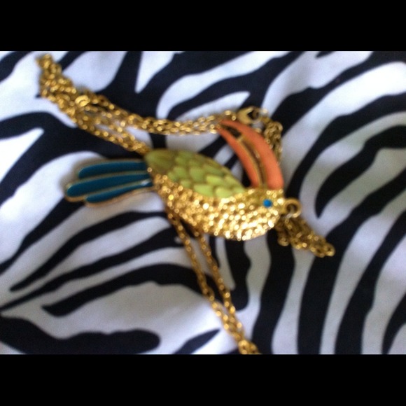 MUDD bird necklace