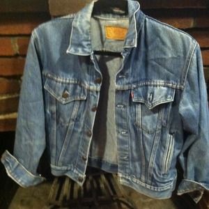 Levi Strauss jean jacket  ☆Host Pick 8/3/14☆