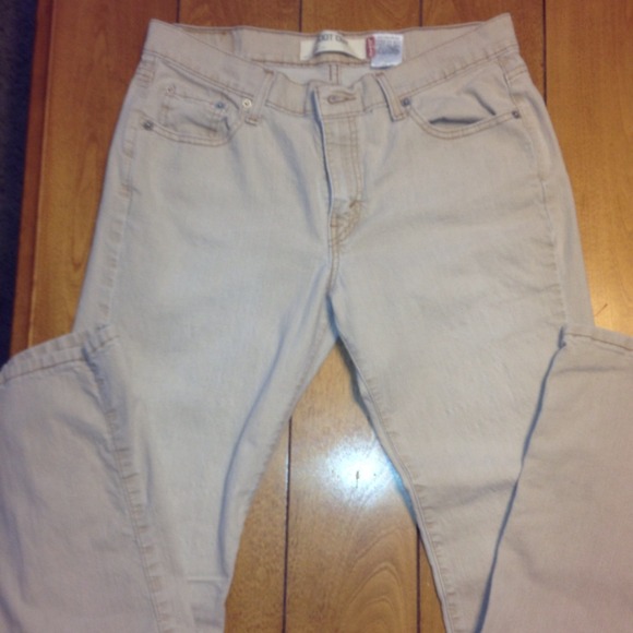 Tan denim boot cut Levi's