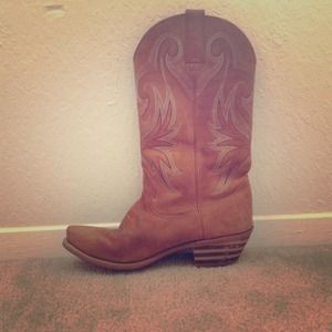 🚫🚫OH HOLD🚫🚫 Cowgirl Boots