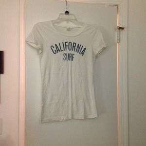 Hollister white t shirt
