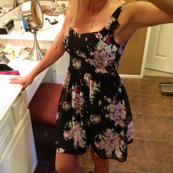Dress/not available