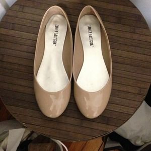Patent Nude Flats