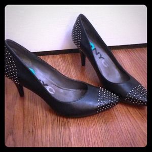 Black dkny heels with gold studs