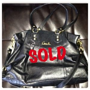 🎉Coach BAG 🎉SOLD🎉