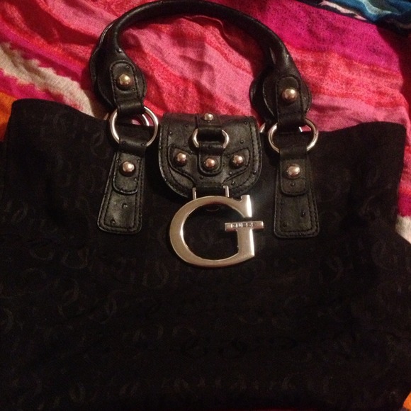 Guess purse