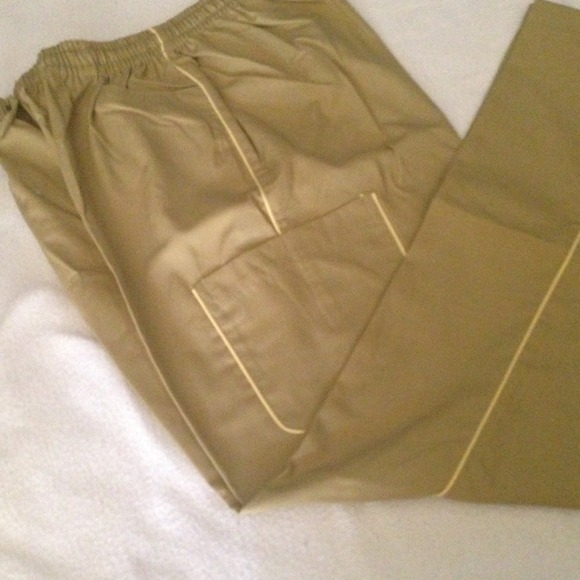 Scrab - Picture 4 of 4