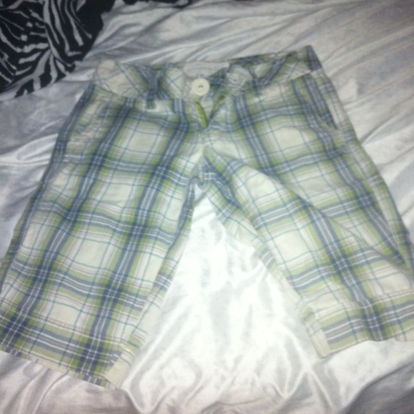 Aeropostale Capris