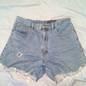 🎀REDUCED!🎀 DIY high waisted cut offs!