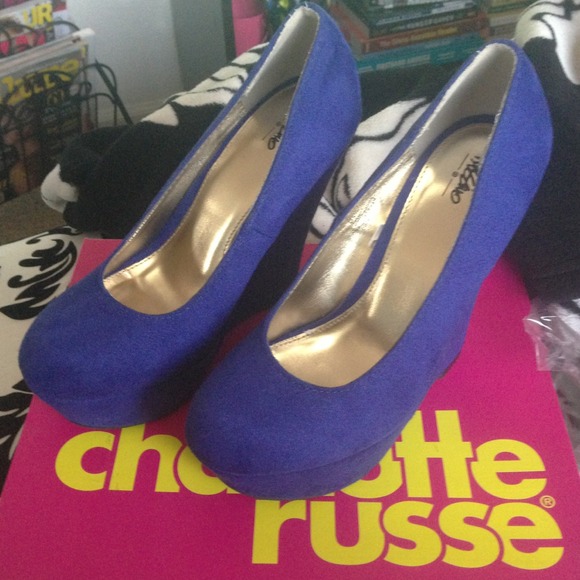 Blue wedges 💙💙💙