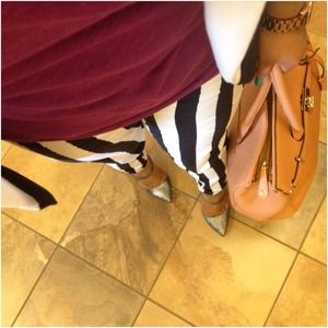 💫Host Pick💫 Zara metallic silver snake heels