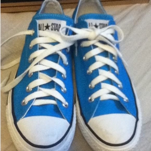 Vivid blue converse all stars sneakers