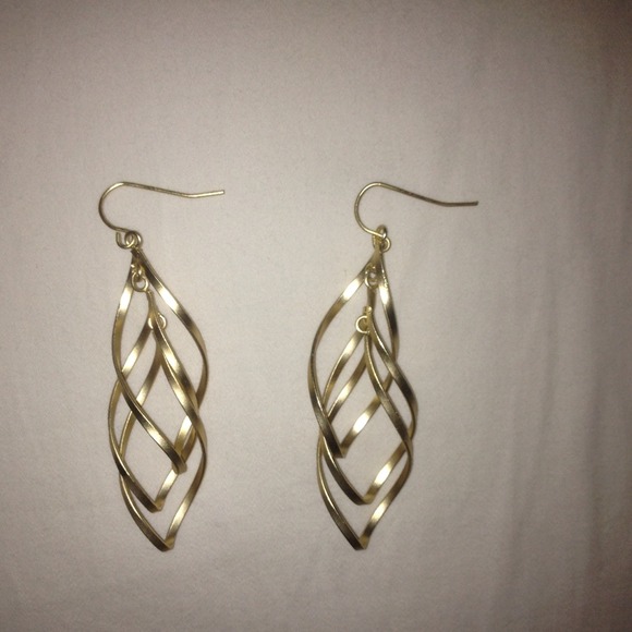 Gold Earrings!