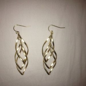 Gold Earrings!