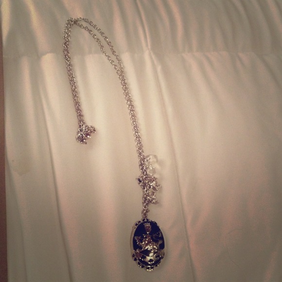 *Twilight* themed necklace
