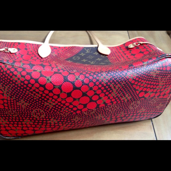 SOLD Louis Vuitton Yayoi Kusama Neverfull Red Bag - Picture 4 of 4