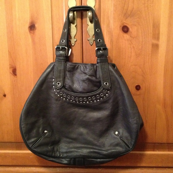 Authentic Marc Jacobs Blk handbag