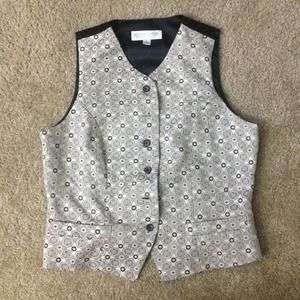 🚫🚫DONATED🚫🚫 ✂✂Designed Vest