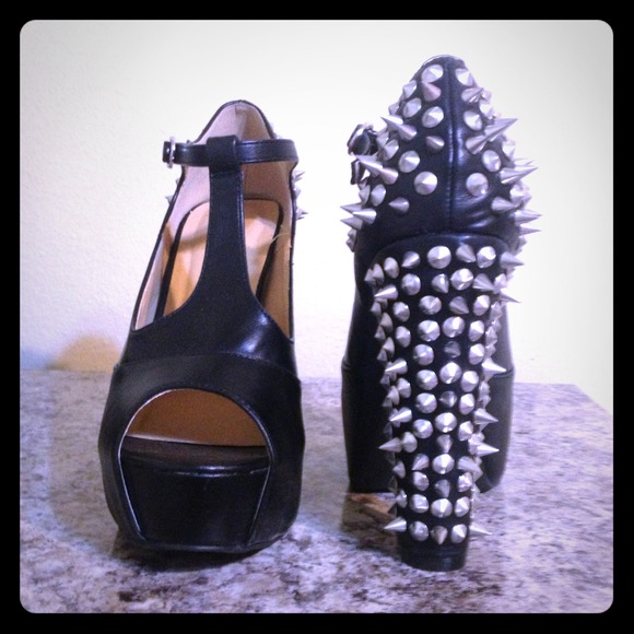 Spiked peeptoe heels