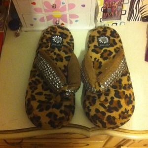 Cheetah sleep shoes