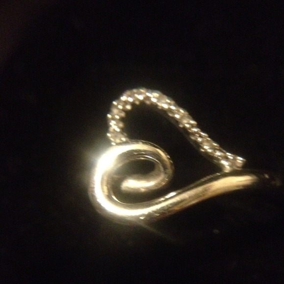 Sold!! 925 open heart ring